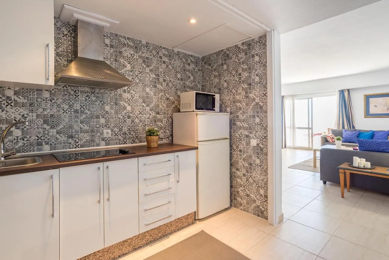 Key-Wise La Mar Sala Primera Linea De Playa Con Parking Incluido Y Piscinas Apartment Fuengirola 0*,  Spain